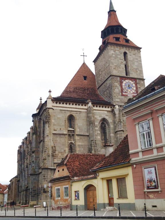 Black Church Studio Brasov Ngoại thất bức ảnh