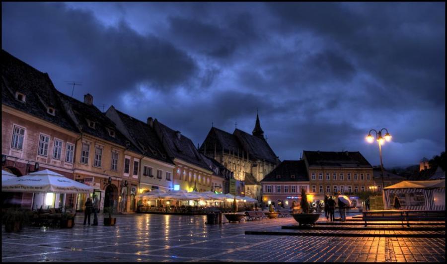 Black Church Studio Brasov Ngoại thất bức ảnh